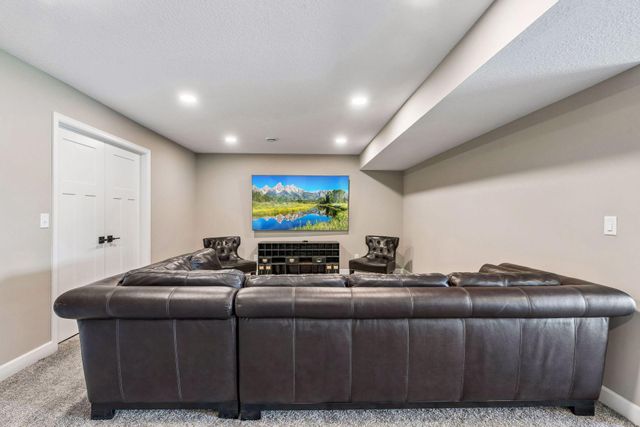 10930 Okinawa Street NE, Blaine, MN 55449