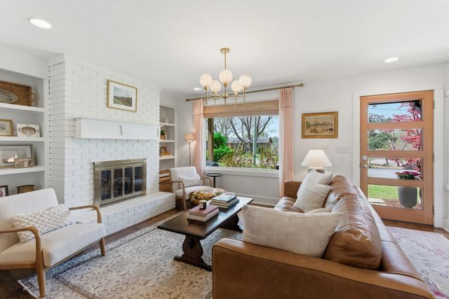 1621 Lethia Dr, Nashville, TN 37206