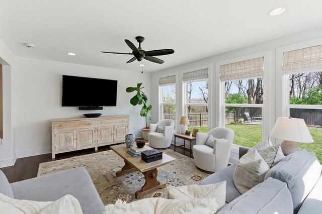 1621 Lethia Dr, Nashville, TN 37206