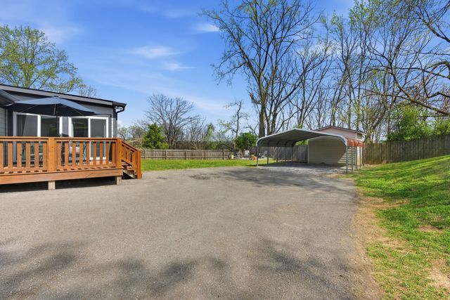 1621 Lethia Dr, Nashville, TN 37206