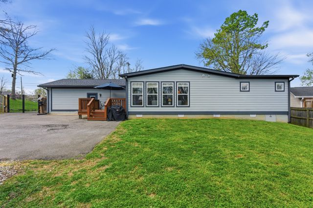 1621 Lethia Dr, Nashville, TN 37206