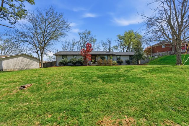 1621 Lethia Dr, Nashville, TN 37206