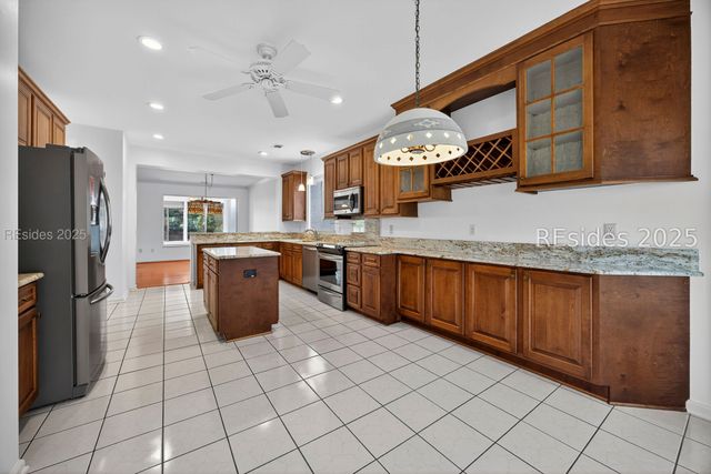 1 Caleb Ct, Bluffton, SC 29909