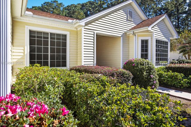 1 Caleb Ct, Bluffton, SC 29909