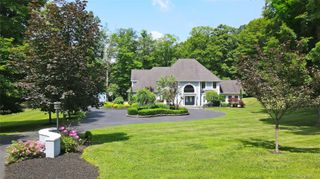 115 Autumn Chase Drive, Hopewell Junction, NY 12533