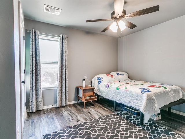 416 Kearny Lane, Yukon, OK 73099