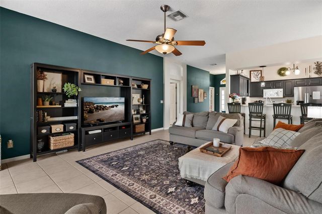 33142 KAYLEE WAY, Leesburg, FL 34788