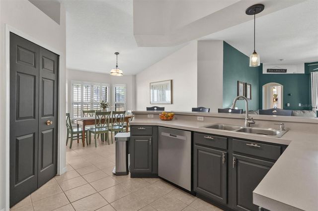 33142 KAYLEE WAY, Leesburg, FL 34788