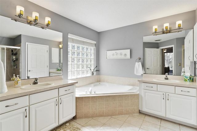 33142 KAYLEE WAY, Leesburg, FL 34788