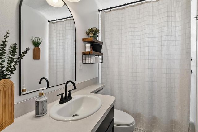 33142 KAYLEE WAY, Leesburg, FL 34788