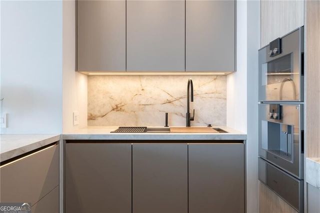 1065 Peachtree Street NE 3504, Atlanta, GA 30309