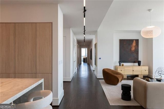 1065 Peachtree Street NE 3504, Atlanta, GA 30309
