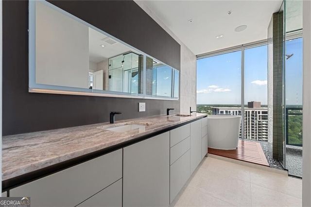 1065 Peachtree Street NE 3504, Atlanta, GA 30309
