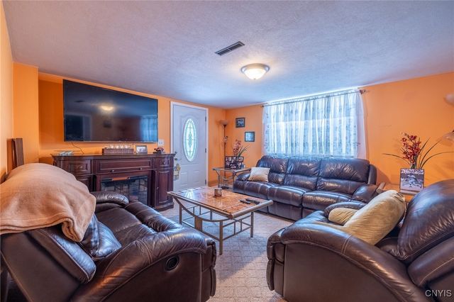 341 North Collingwood Avenue, Syracuse, NY 13206