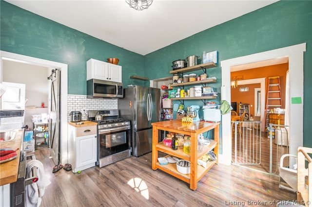 1746 E Spring Street, New Albany, IN 47150