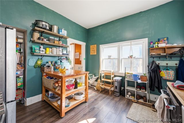 1746 E Spring Street, New Albany, IN 47150