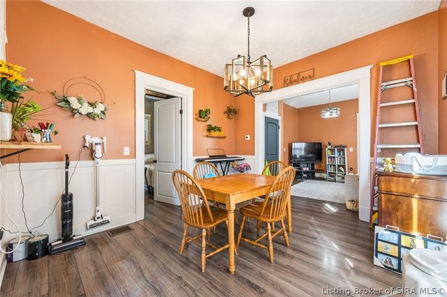 1746 E Spring Street, New Albany, IN 47150