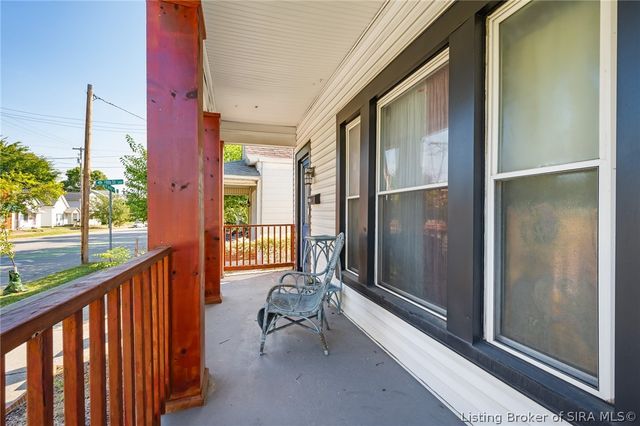 1746 E Spring Street, New Albany, IN 47150