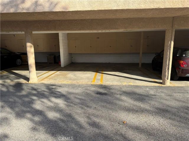 10237 De Soto A, Chatsworth, CA 91311