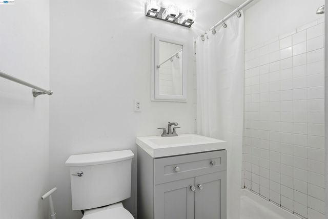 4546 Freeway Cir, Sacramento, CA 95841