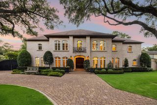 5440 Huckleberry Lane, Houston, TX 77056