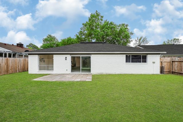 7115 Foxway Lane, Humble, TX 77338