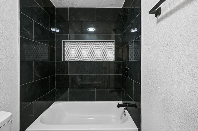 7115 Foxway Lane, Humble, TX 77338
