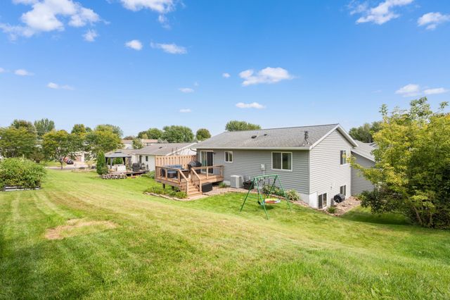 4478 Manor Drive NW, Rochester, MN 55901