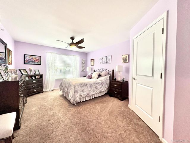 11 Hunter Drive, Central Islip, NY 11722