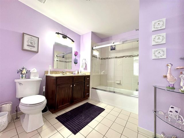 11 Hunter Drive, Central Islip, NY 11722