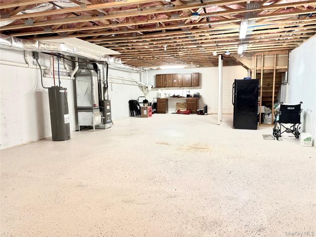 11 Hunter Drive, Central Islip, NY 11722