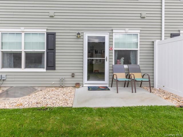 11 Hunter Drive, Central Islip, NY 11722