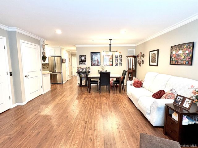 11 Hunter Drive, Central Islip, NY 11722