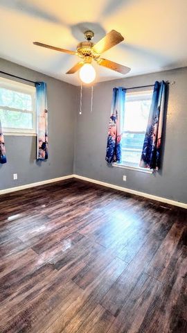 820 Ibis Dr, Rockport, TX 78382