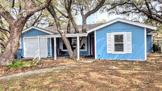 820 Ibis Dr, Rockport, TX 78382
