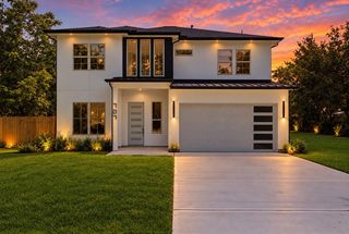 707 S Iowa Street, La Porte, TX 77571