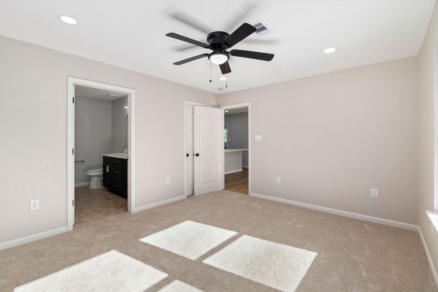 100 W Valverde Street, Brenham, TX 77833