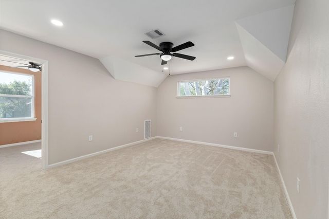 100 W Valverde Street, Brenham, TX 77833