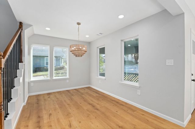 100 W Valverde Street, Brenham, TX 77833