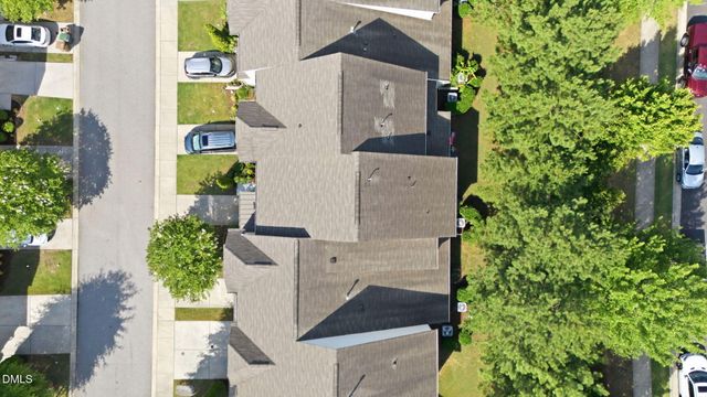 734 Davenbury Way, Cary, NC 27513