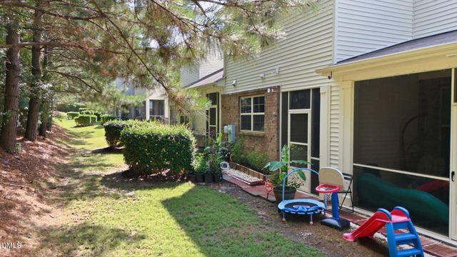 734 Davenbury Way, Cary, NC 27513