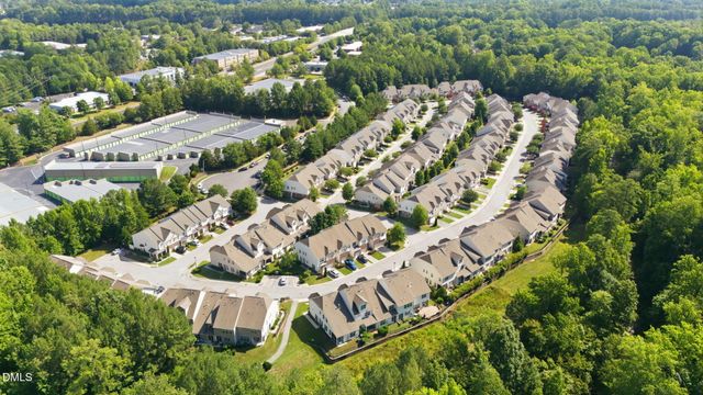 734 Davenbury Way, Cary, NC 27513