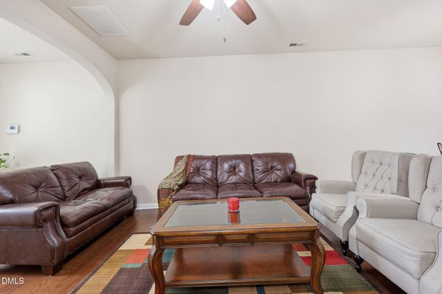 734 Davenbury Way, Cary, NC 27513