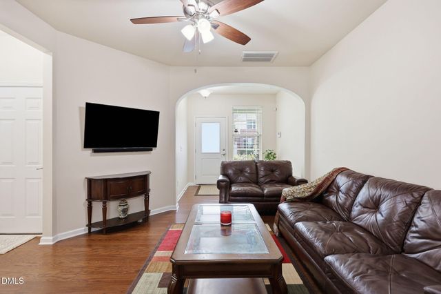 734 Davenbury Way, Cary, NC 27513