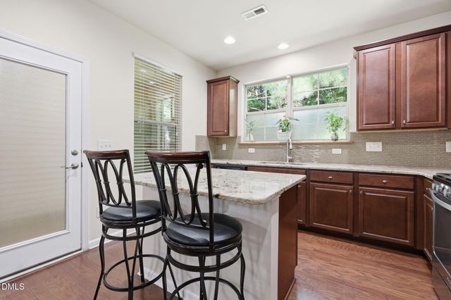 734 Davenbury Way, Cary, NC 27513