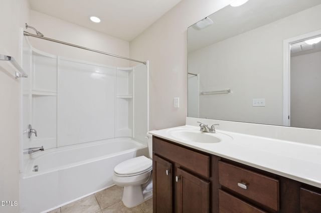 734 Davenbury Way, Cary, NC 27513