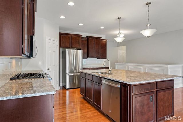1247 Emerald Gardens Drive, St Peters, MO 63376