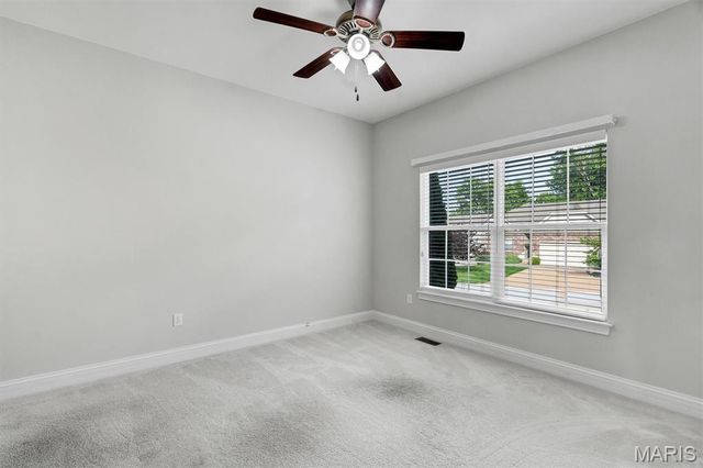 1247 Emerald Gardens Drive, St Peters, MO 63376