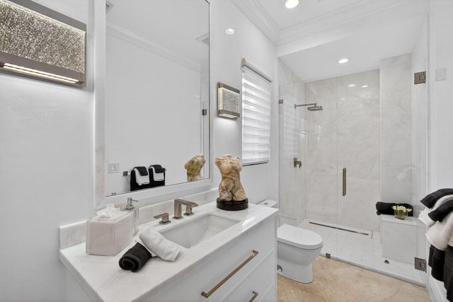 213 Via Palacio, Palm Beach Gardens, FL 33418