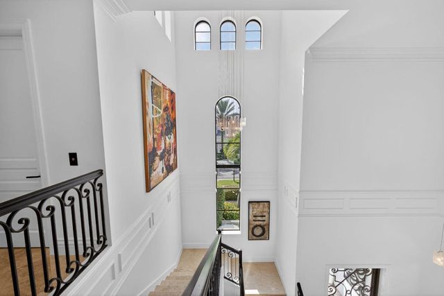 213 Via Palacio, Palm Beach Gardens, FL 33418